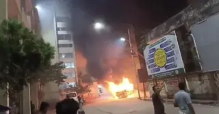 নারায়ণগঞ্জে অ্যাম্বুলেন্সে আগুন, চালক দগ্ধ